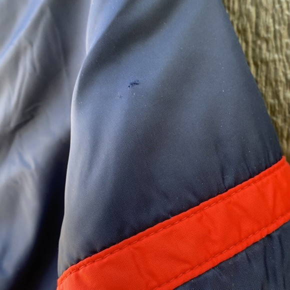 Vintage Lake Forest Custom Quality Winter Coat Size Med With Ski Patches Sewn On - Picture 8 of 12